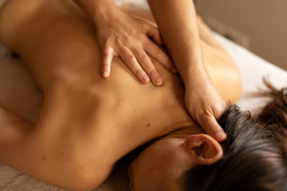 massage_dos_bienetre_surmesure